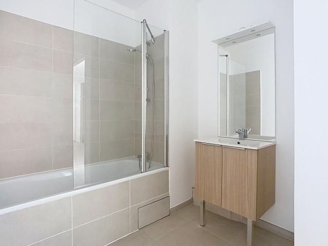 Appartement 3 pièces, 73 m² à louer à Marseille 15 13015