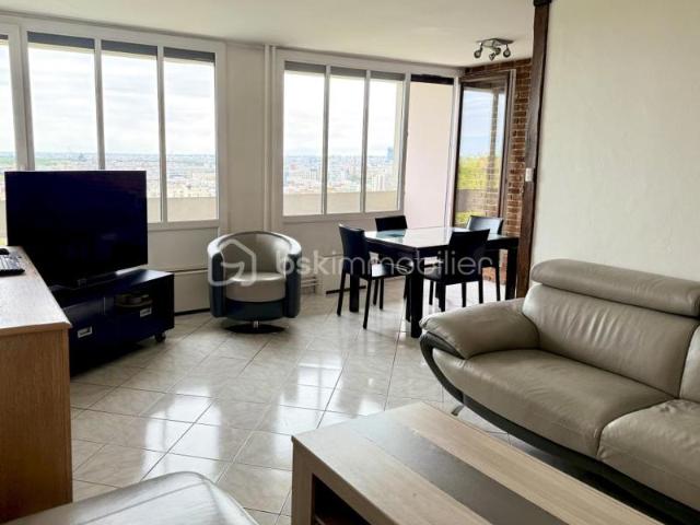 Appartement 3 pièces. 73m² Vue panoramique Parking + Cave