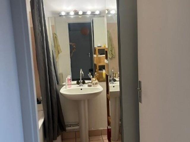 Appartement 3 pièces, 70 m² à louer à Bordeaux 33000