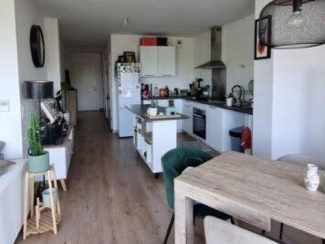 Appartement 3 pièces, 70 m² à louer à Cenon 33150