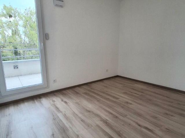 Appartement 3 pièces, 70 m² à louer à Ferney Voltaire 01210