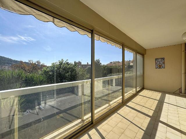 Appartement 3 pièces, 70 m² à louer à Le Cannet 06110