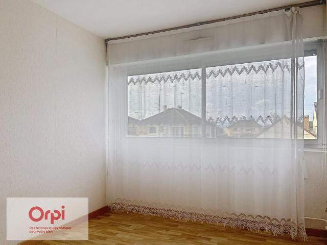 Appartement 3 pièces, 70 m² à louer à Montluçon 03100
