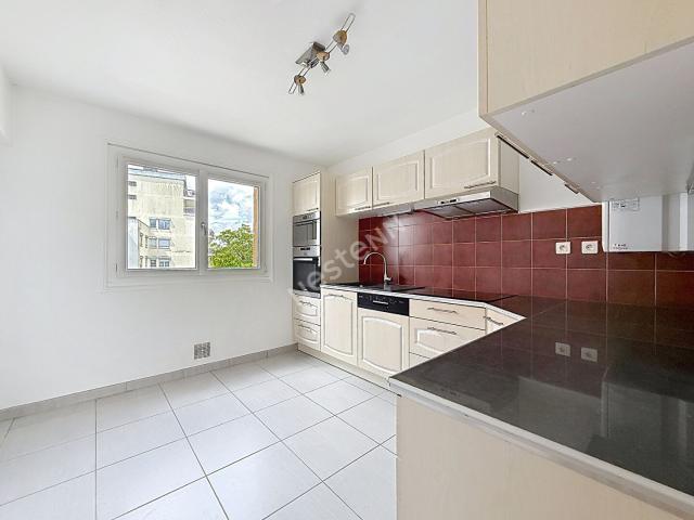 Appartement 3 pièces, 70 m² à louer à Nantes 44000