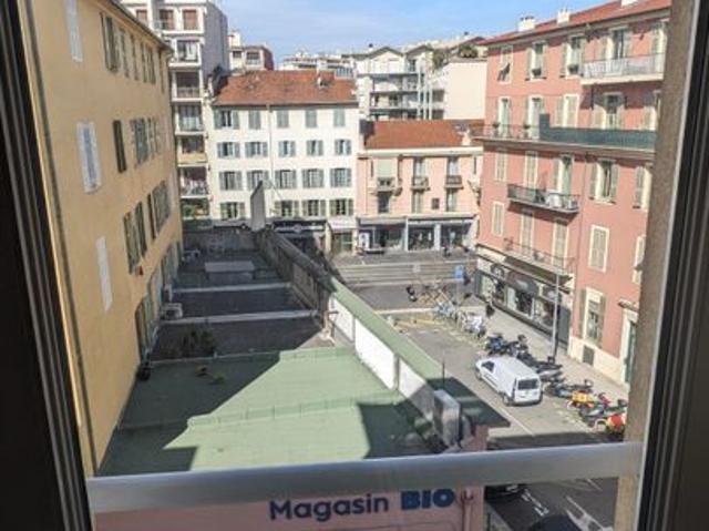 Appartement 3 pièces, 70 m² à louer à Nice 06000