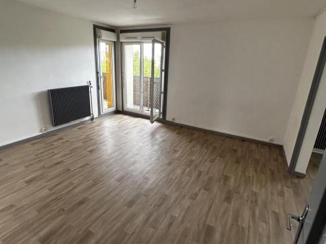 Appartement 3 pièces, 70 m² à louer à Orange 84100