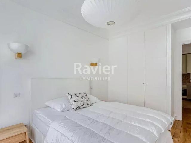 Appartement 3 pièces, 70 m² à louer à Paris 1 75001