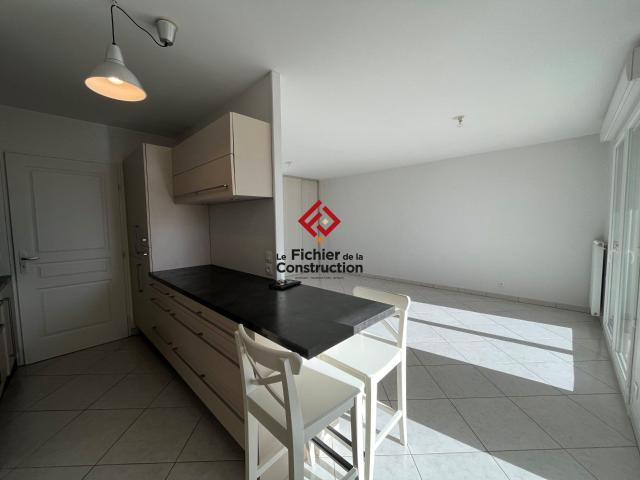 Appartement 3 pièces, 70 m² à louer à Saint Ismier 38330