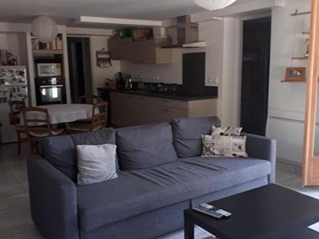 Appartement 3 pièces, 70 m² à louer à Saint Maximin 38530
