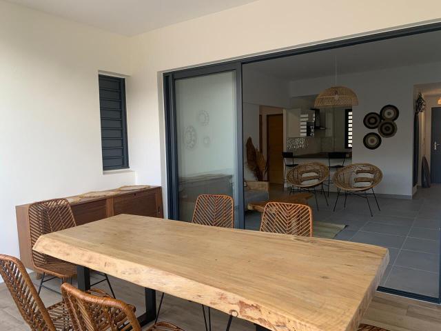Appartement 3 pièces, 70 m² à louer à Saint Pierre 97410
