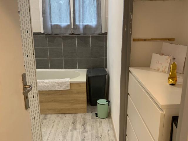 Appartement 3 pièces, 70 m² à louer à Salon de Provence 13300