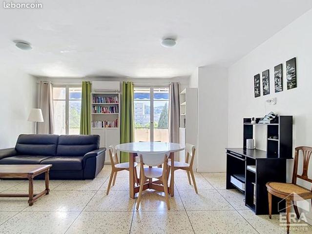Appartement 3 pièces 70 m²