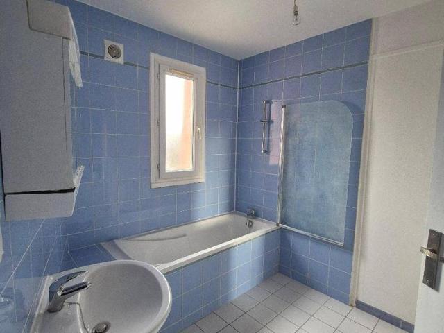 Appartement 3 pièces 71000 Mâcon