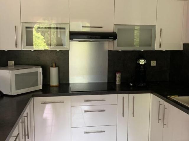Appartement 3 pièces, 71 m² à louer à Uzès 30700