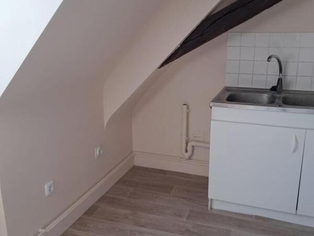 Appartement 3 pièces, 71 m² à louer à Beaulieu lès Loches 37600