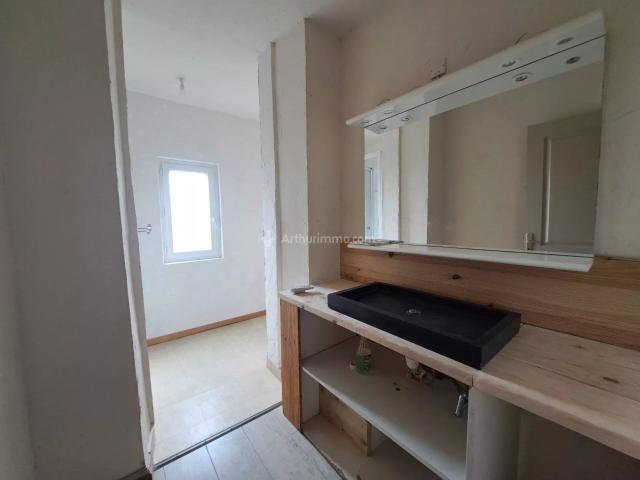 Appartement 3 pièces, 71 m² à louer à Blaye les Mines 81400