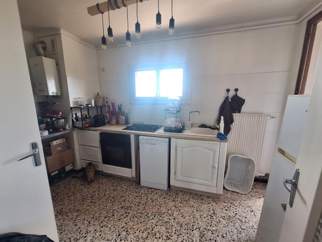 Appartement 3 pièces, 71 m² à louer à Marseille 8 13008