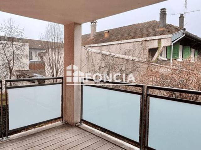 Appartement 3 pièces 71m2 avec deux stationnements