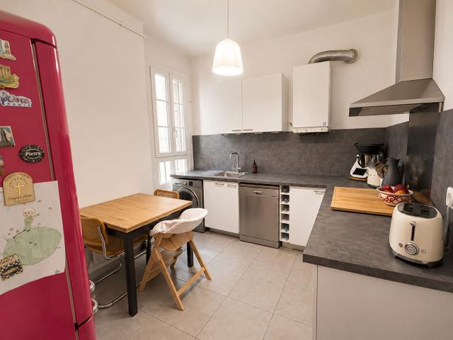 Appartement 3 pièces, 72 m² à louer à Bastia 20200