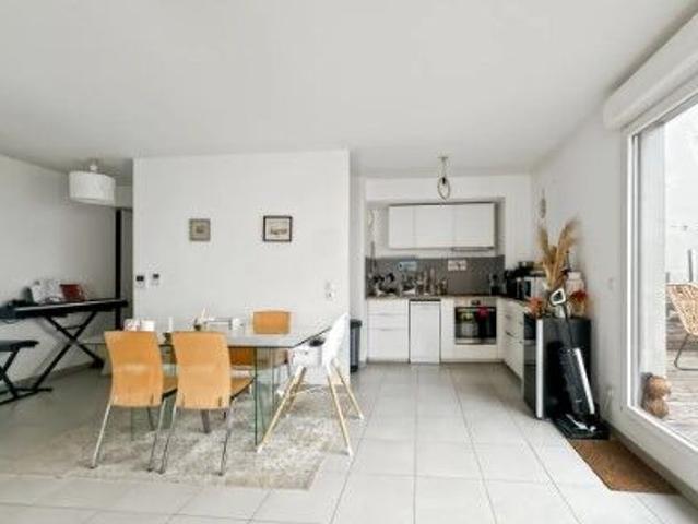Appartement 3 pièces, 72 m² à louer à Bordeaux 33000