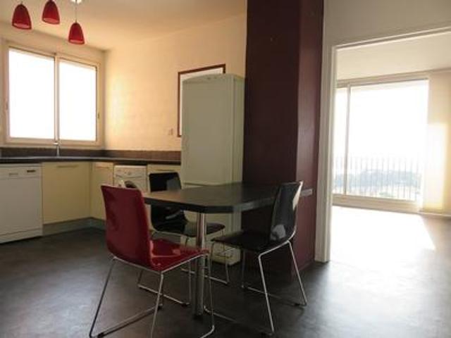 Appartement 3 pièces, 72 m² à louer à Cenon 33150