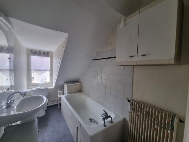 Appartement 3 pièces, 72 m² à louer à Grenoble 38000