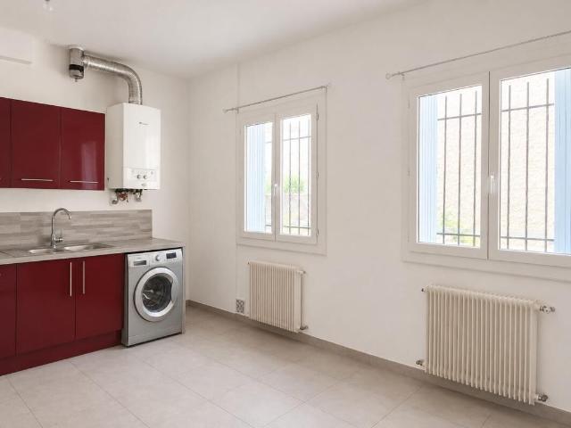 Appartement 3 pièces, 72 m² à louer à Narbonne 11100