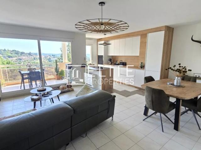 APPARTEMENT 3 PIECES 72m² + PARKING GRASSE