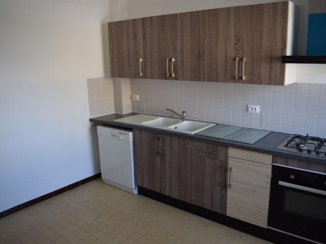 Appartement 3 pièces, 77 m² à louer à Annemasse 74100
