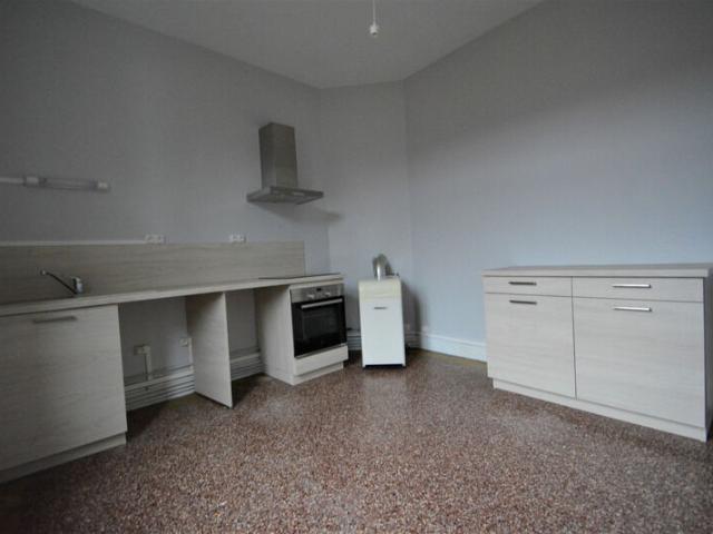 Appartement 3 pièces, 77 m² à louer à Cambrai 59400