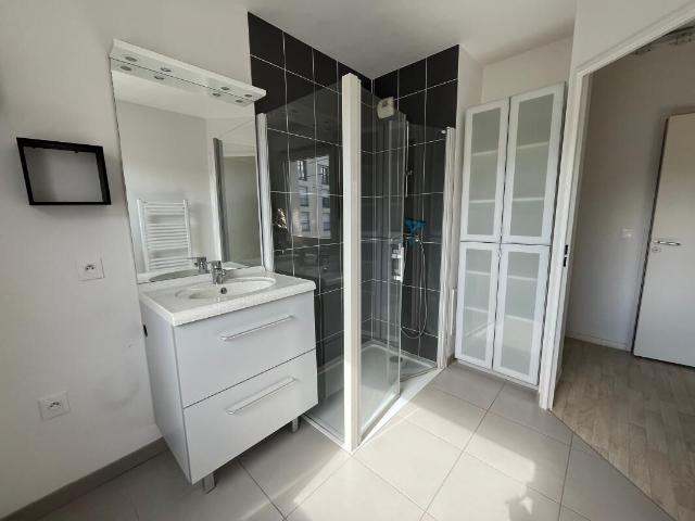 Appartement 3 pièces, 77 m² à louer à Évreux 27000
