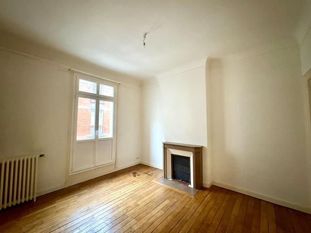 Appartement 3 pièces, 77 m² à louer à Reims 51100