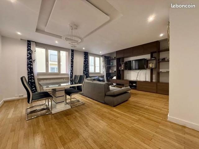Appartement 3 pièces 77 m²