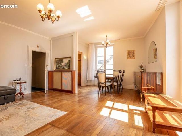 Appartement 3 pièces 77 m²