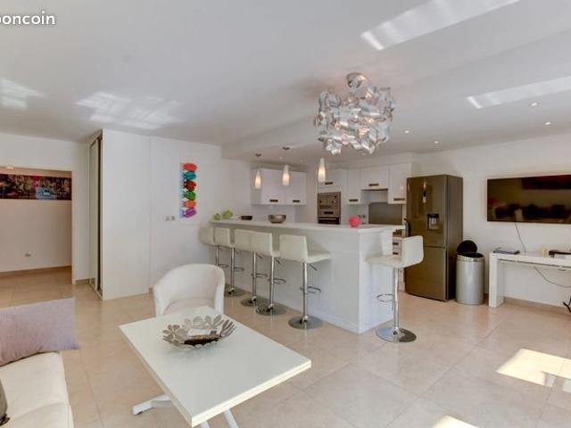 Appartement 3 pièces 77 m²