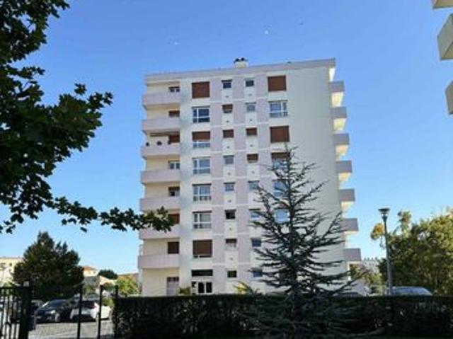Appartement 3 pièces 77 m²
