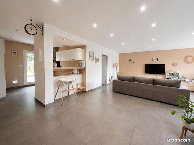 Appartement 3 pièces 77 m²