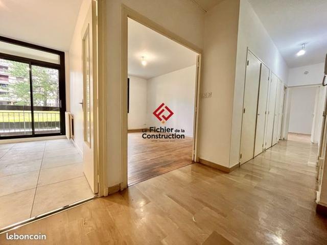 Appartement 3 pièces 77 m²