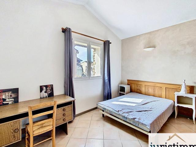Appartement 3 pièces, 77m2, au calme