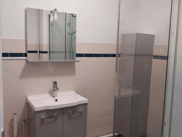 Appartement 3 pièces, 74 m² à louer à Bergues 59380