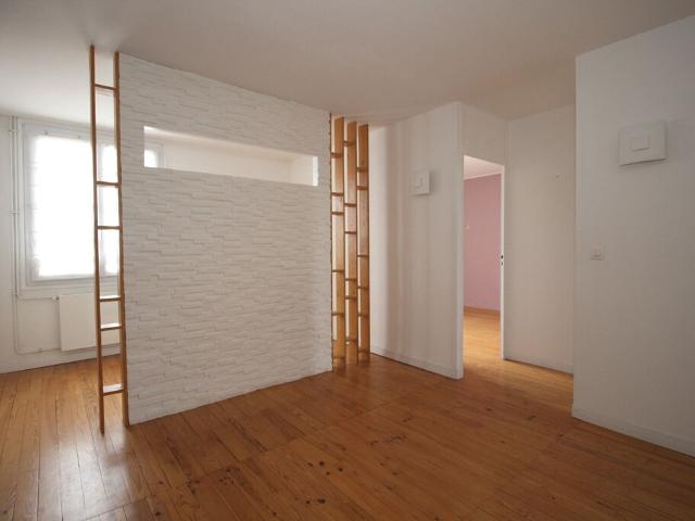 Appartement 3 pièces, 74 m² à louer à Bordeaux 33300