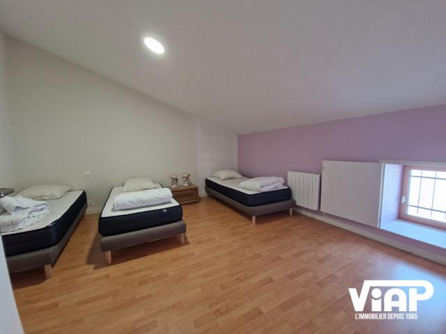 Appartement 3 pièces, 74 m² à louer à Châlus 87230