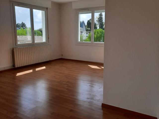 Appartement 3 pièces, 74 m² à louer à Dax 40100
