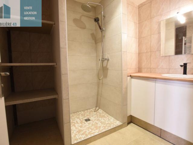 Appartement 3 pièces, 74 m² à louer à Le Puy en Velay 43000