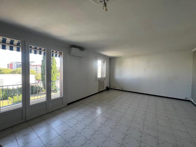 Appartement 3 pièces, 74 m² à louer à Nîmes 30900