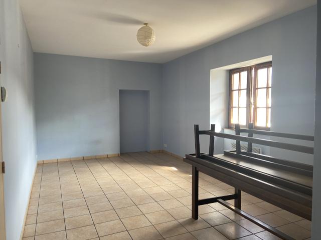 Appartement 3 pièces, 74 m² à louer à Saint Étienne de Baïgorry 64430