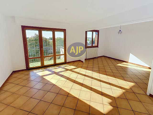 Appartement 3 pièces 74 m²