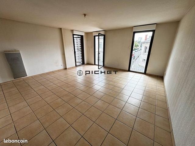 Appartement 3 pièces 74 m²