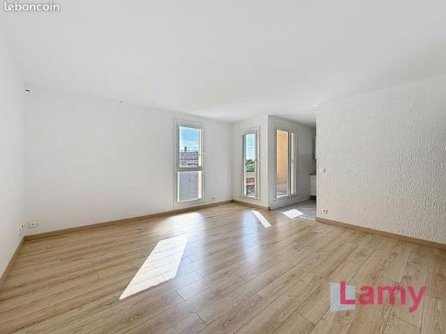 Appartement 3 pièces 74 m²