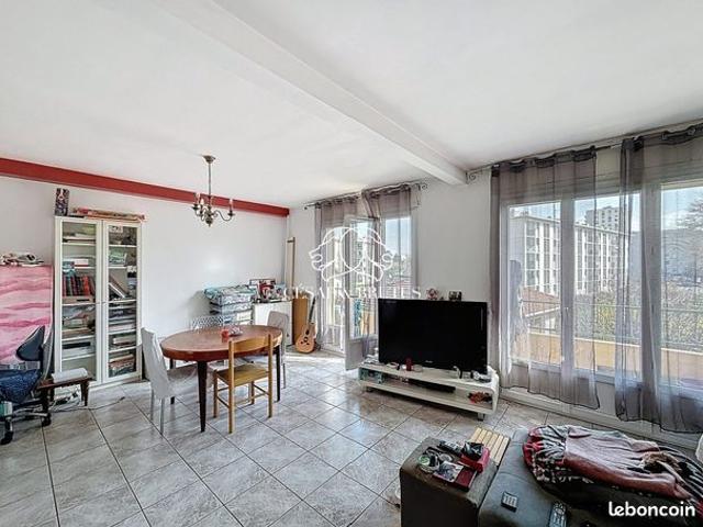 Appartement 3 pièces 74 m²